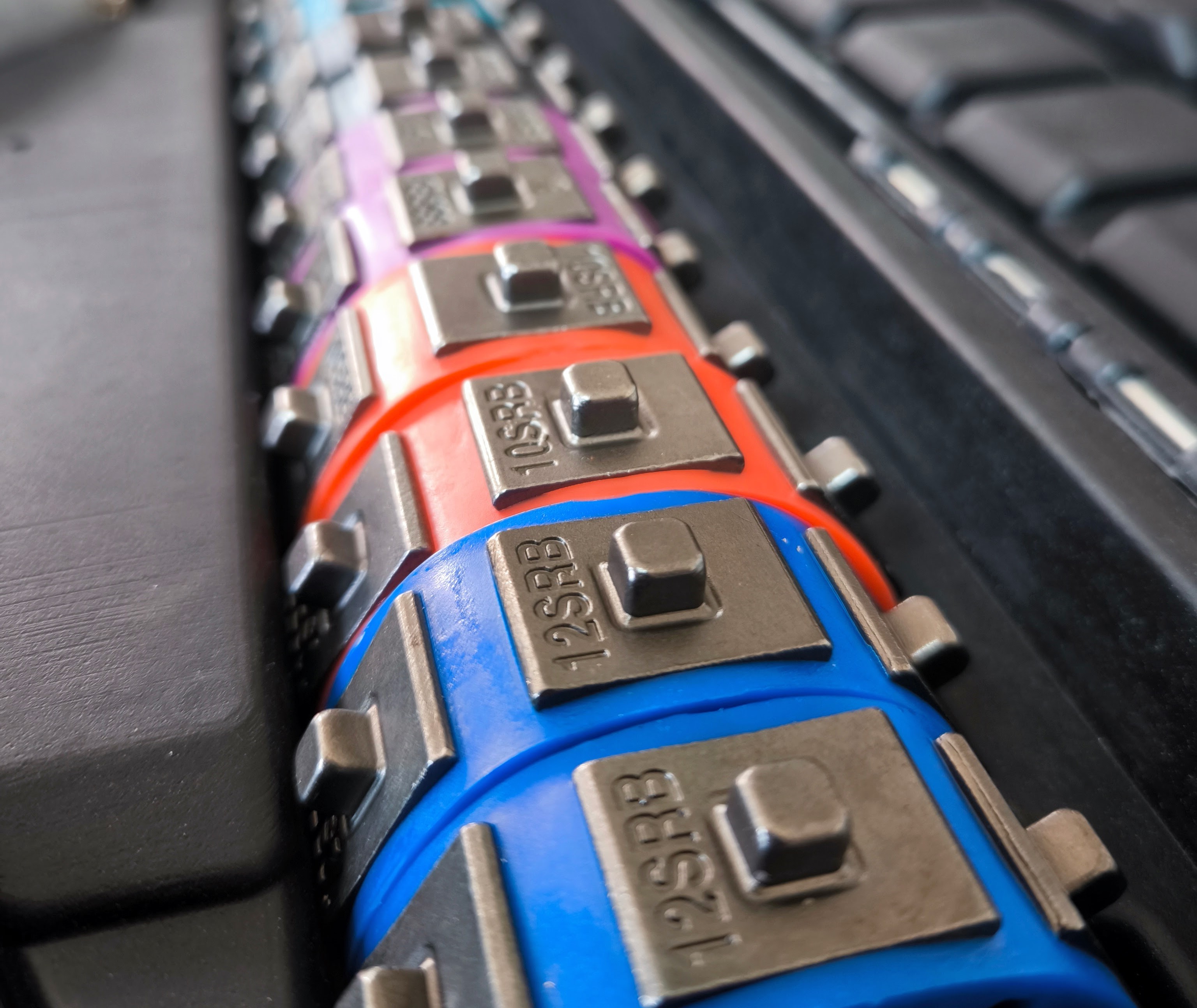 AB Hidraulika slika fitinga, klima creva, hidraulična creva,presa za creva,hidraulična presa,ulje za hidrauličnu opremu