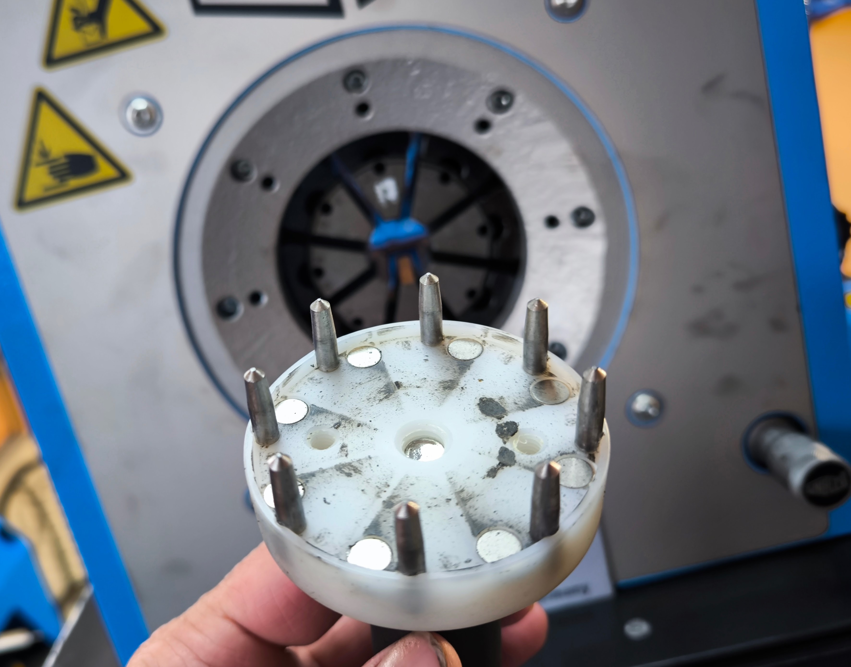 AB Hidraulika slika fitinga, klima creva, hidraulična creva,presa za creva,hidraulična presa,ulje za hidrauličnu opremu